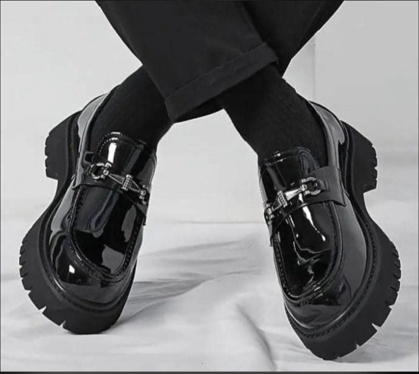 Soulye Loafer Bouk Nwa